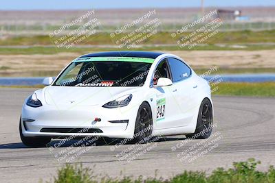 media/Apr-02-2023-Speed Ventures (Sun) [[5e759f4fdb]]/5-Tesla corsa A/session 1 Sweeper/